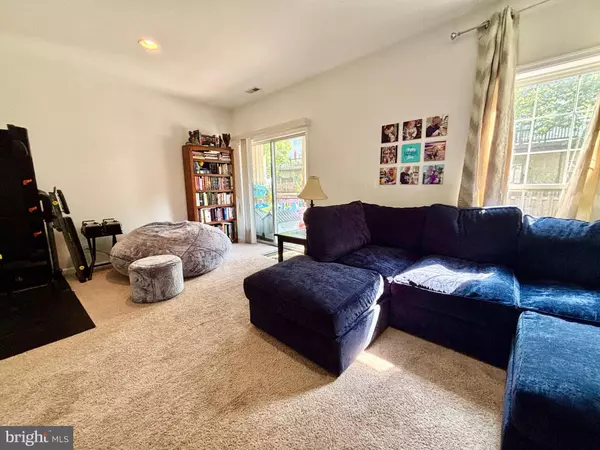 23 LILYBERRY PL, Delran, NJ 08075