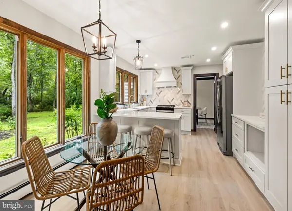 14 E CENTENNIAL DR, Medford, NJ 08055