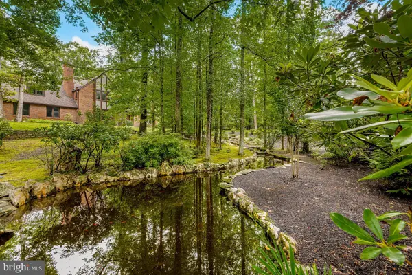 14 E CENTENNIAL DR, Medford, NJ 08055