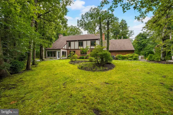 14 E CENTENNIAL DR, Medford, NJ 08055