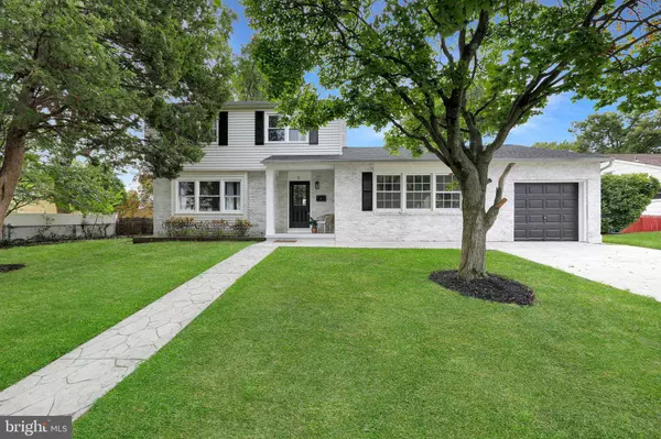 11 BISCAYNE BLVD, West Deptford, NJ 08096