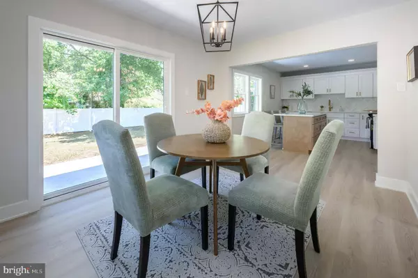 1976 GREENTREE RD, Cherry Hill, NJ 08003