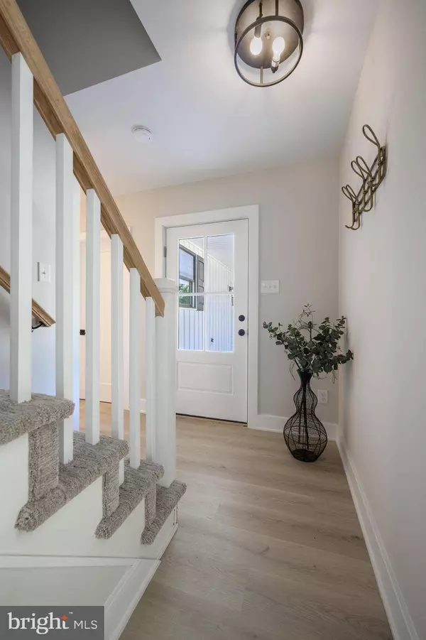 1976 GREENTREE RD, Cherry Hill, NJ 08003