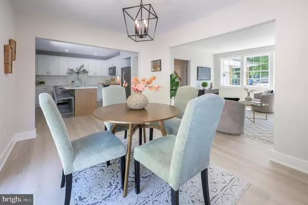 1976 GREENTREE RD, Cherry Hill, NJ 08003