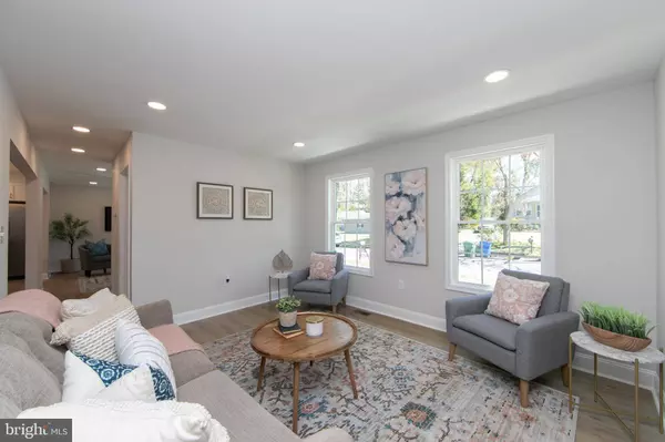 1324 CHARLESTON RD, Cherry Hill, NJ 08034