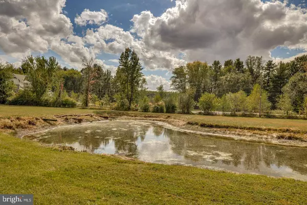 740 GARWOOD RD, Moorestown, NJ 08057