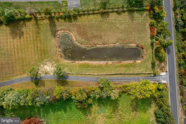 740 GARWOOD RD, Moorestown, NJ 08057