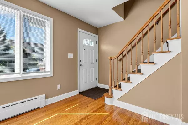 246 Gross ST, Sayreville, NJ 08879