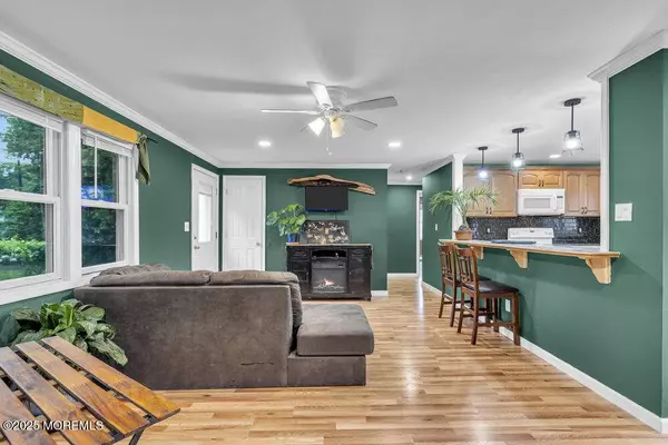 28 Locust Lane, Plumsted, NJ 08533