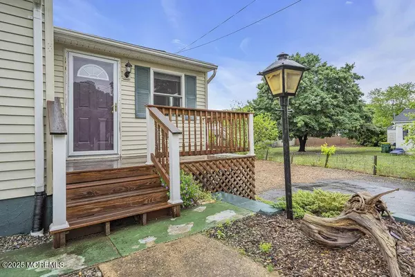 28 Locust Lane, Plumsted, NJ 08533