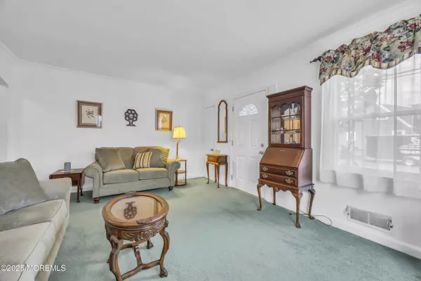 143 Safran Avenue, Edison, NJ 08837