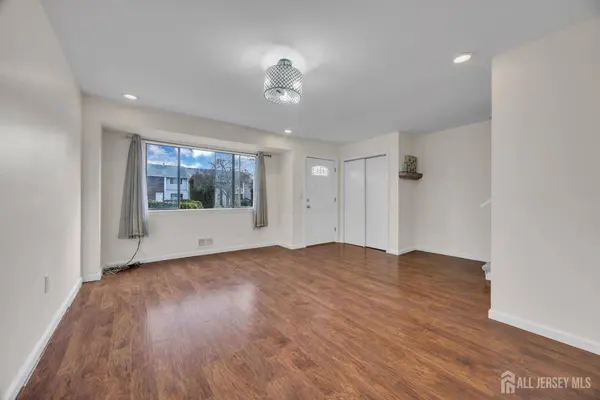 13 Quincy CIR #K, South Brunswick, NJ 08810
