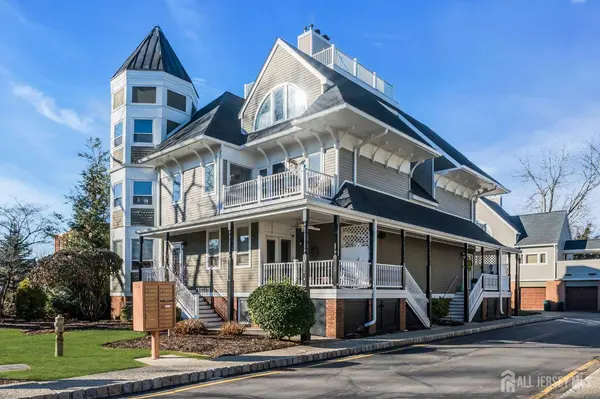 22 FRANKLIN PL, Morristown, NJ 07960