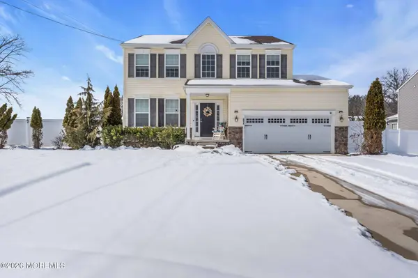 81 N Locust Avenue #A, Marlton, NJ 08053