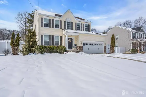 81 N Locust AVE N #A, Evesham, NJ 08053