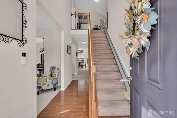 81 N Locust AVE N #A, Evesham, NJ 08053