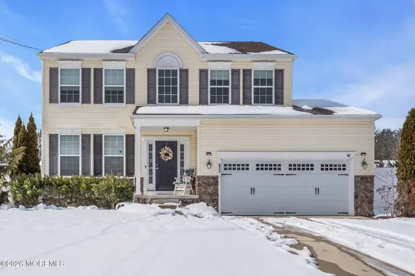 81 N Locust Avenue #A, Marlton, NJ 08053