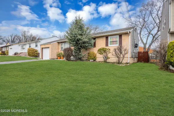 14 Hastings Place, Carteret, NJ 07008