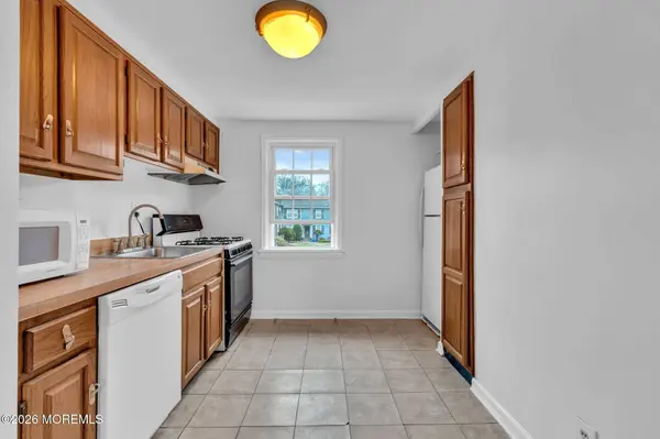 505 Lincoln Park E, Cranford, NJ 07016