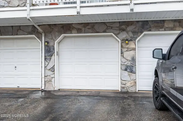 4107 Norma Place, Toms River, NJ 08755