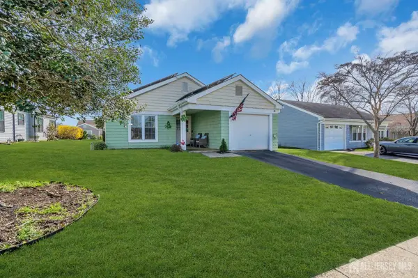 13 Newbury ROW, Manchester, NJ 08759