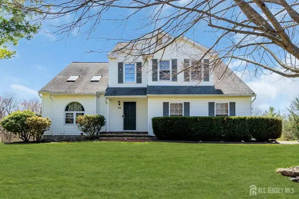 52 Zeller DR, Franklin Twsp, NJ 08873