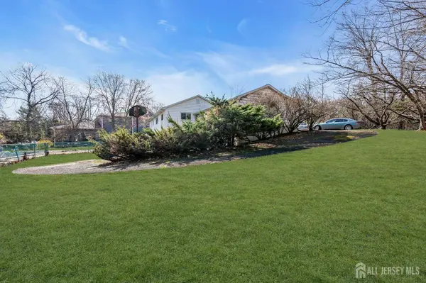 184 Route 520, Morganville, NJ 07751