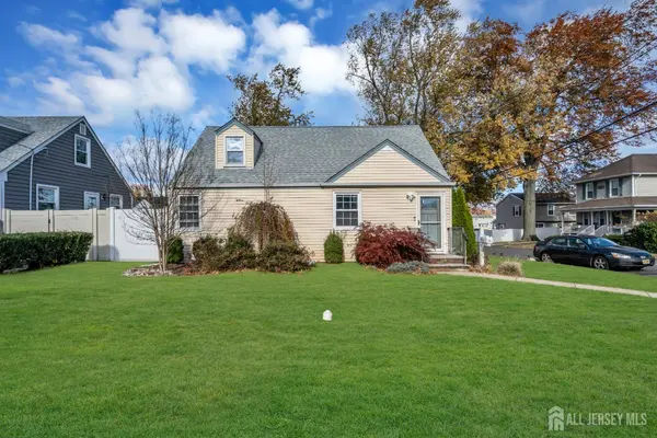 20 Burnet ST, Avenel, NJ 07001
