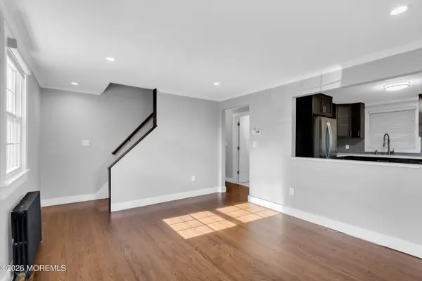 20 Burnet Street, Avenel, NJ 07001