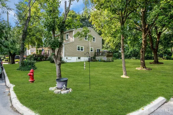 9 Mason AVE, East Brunswick, NJ 08816