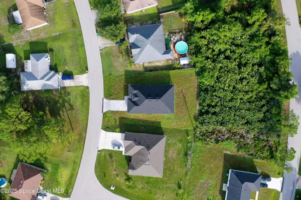 1281 Sandusky ST SE, Palm Bay, FL 32909