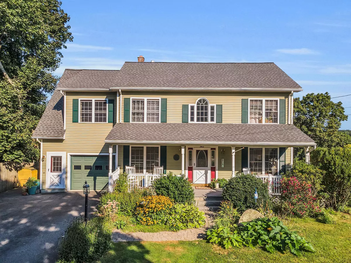 Clinton, MA 01510-3124,362 Oak St