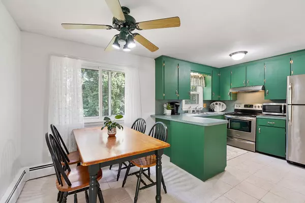 Leominster, MA 01453-5902,6 Argentine St