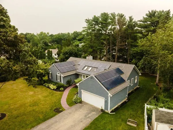 3 Meadow Cir