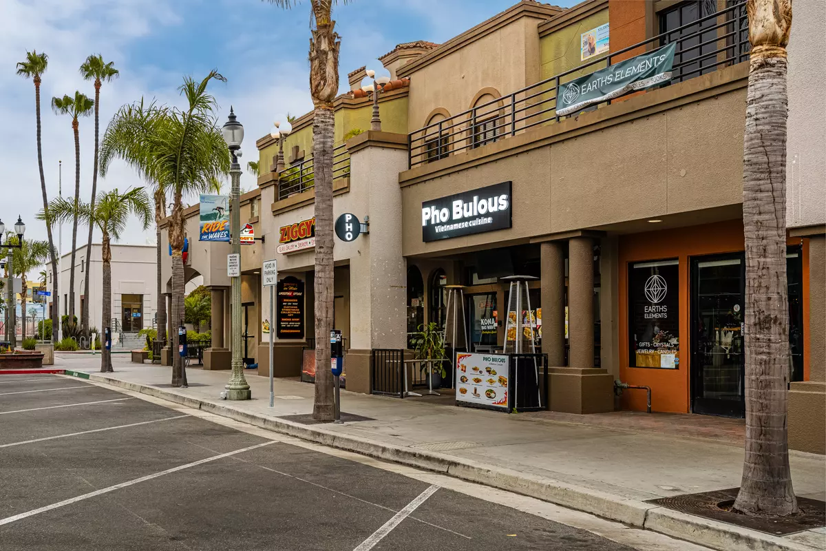 Huntington Beach, CA 92648-8102,200 Main St #114