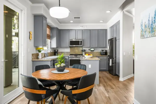 8507 E Heatherview Ln, Orange, CA 92869-5900