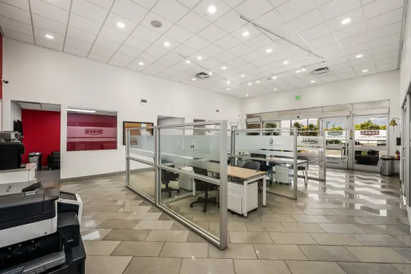 1201 W Holt Blvd, Ontario, CA 91762-3639