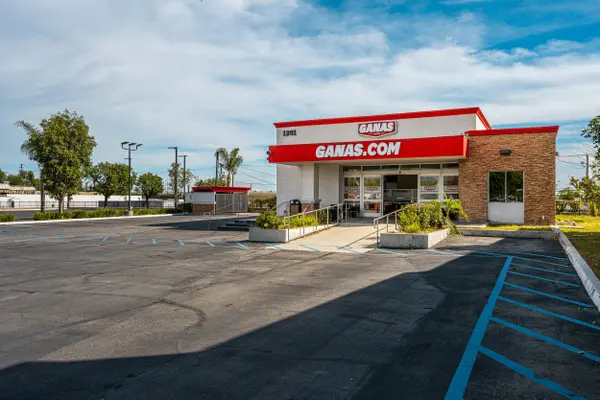 1201 W Holt Blvd, Ontario, CA 91762-3639