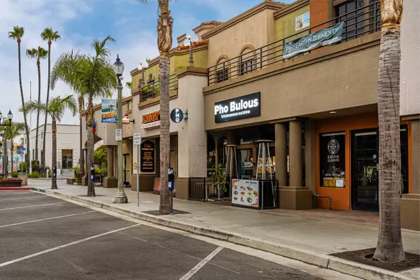 200 Main St #114, Huntington Beach, CA 92648-8102