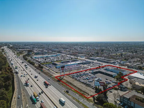 8559 Artesia Blvd, Bellflower, CA 90706-6101