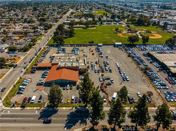 10325 Central Ave, Montclair, CA 91763