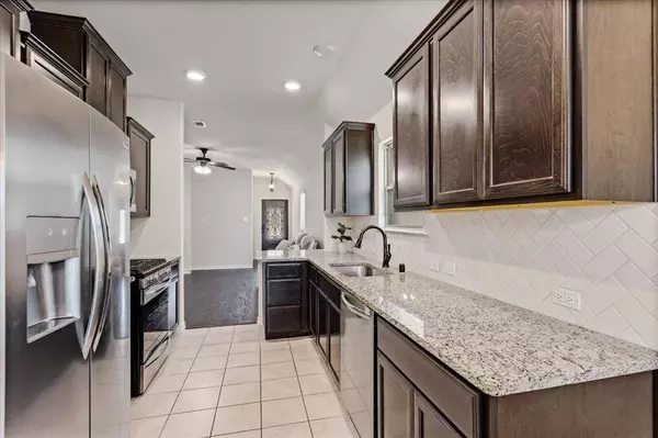 612 Grand Falls Lane, Mckinney, TX 75071