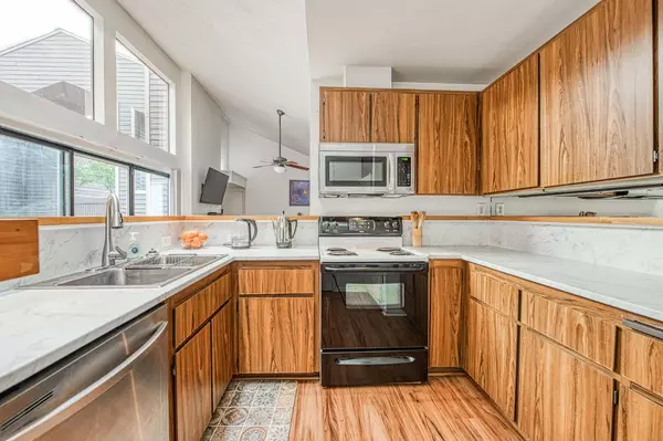 345 Sylmar AVE, Clovis, CA 93612