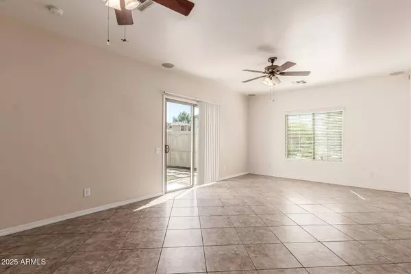 26638 N BABBLING BROOK Drive, Phoenix, AZ 85083