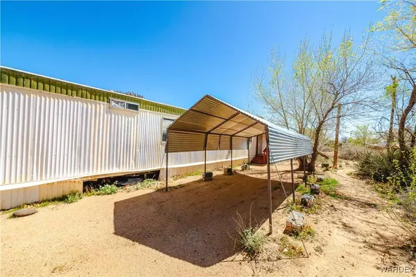 3096 E Lass AVE, Kingman, AZ 86409