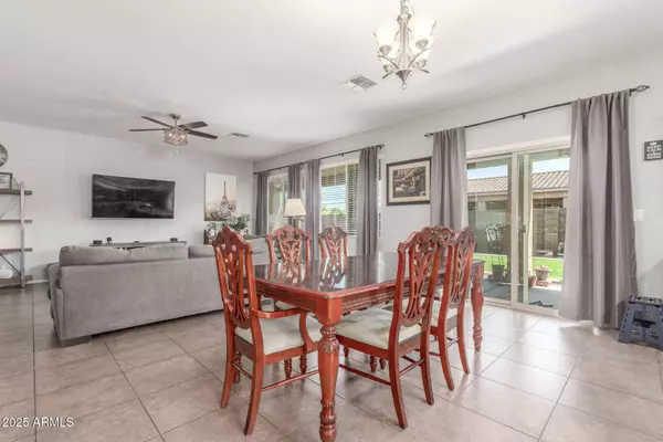 5635 W PECAN Road, Laveen, AZ 85339