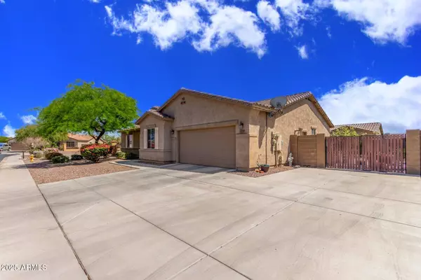 5635 W PECAN Road, Laveen, AZ 85339