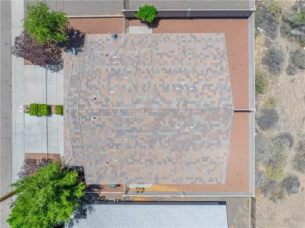 933 E Beverly AVE, Kingman, AZ 86409