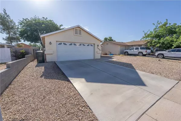 3590 N Bond ST, Kingman, AZ 86409