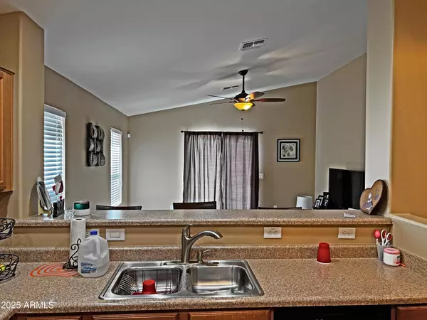 2197 W CENTRAL Avenue, Coolidge, AZ 85128